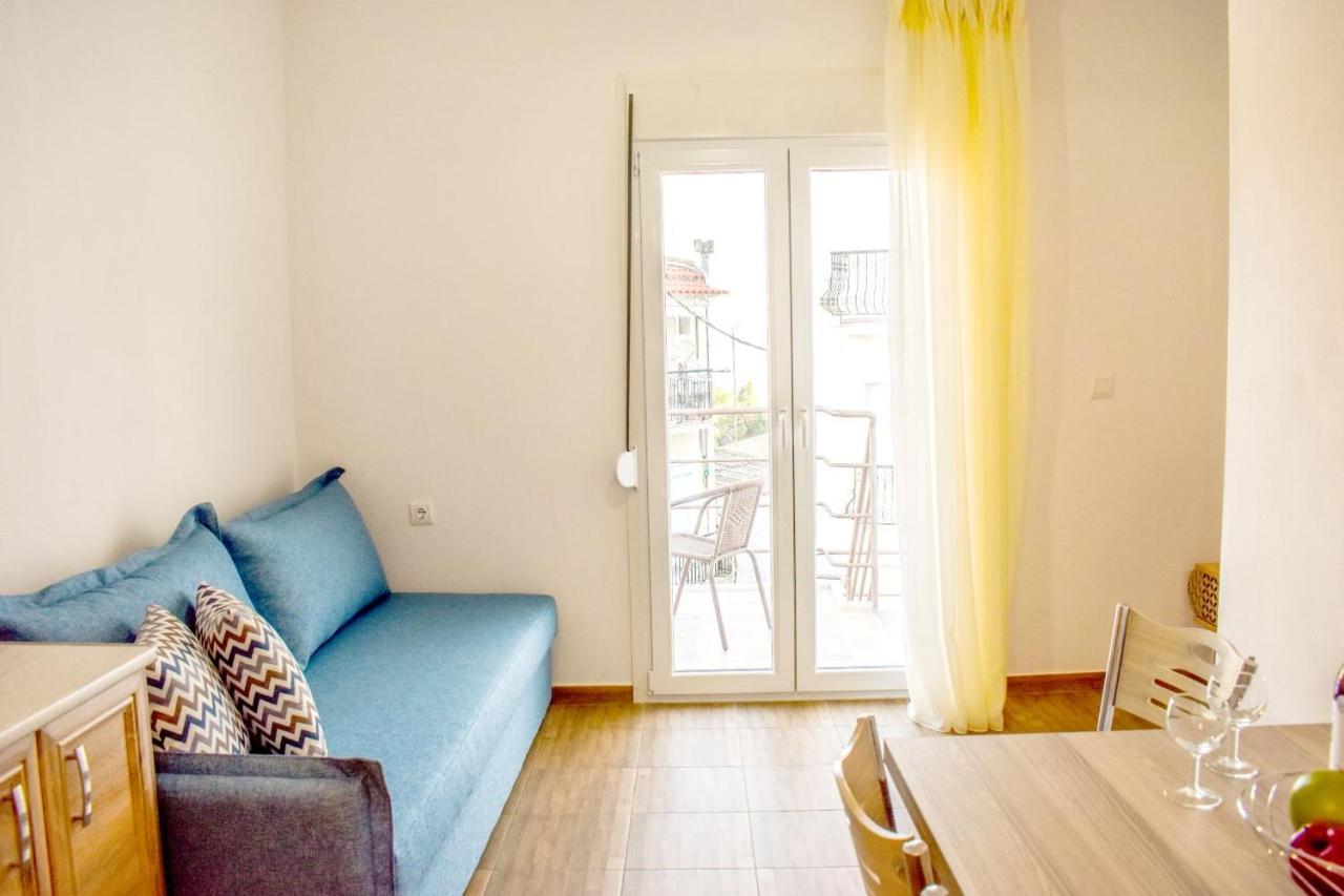 La Maison Plakes Rooftop Apt Skiathos Town Exterior photo
